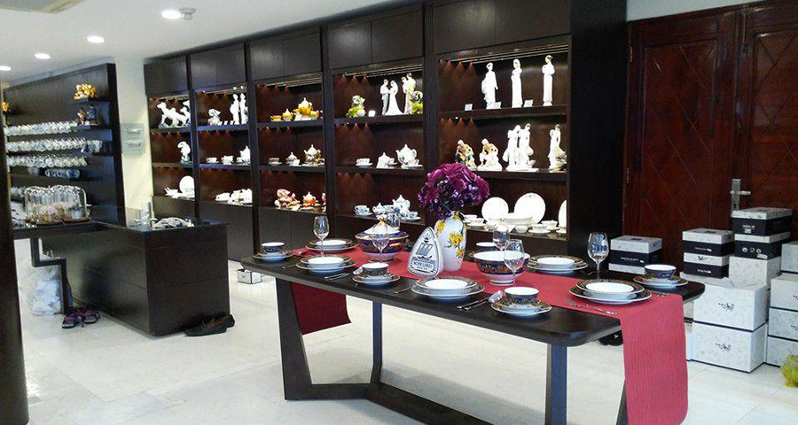 Showroom Gốm sứ Minh Long