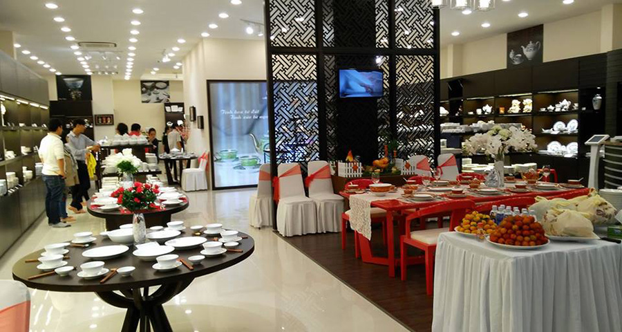 Showroom Gốm sứ Minh Long