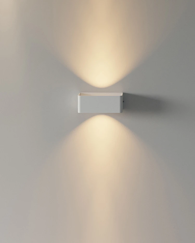 Đèn led gắn tường của Galaxy Lighting Solutions sử dụng các loại chip led hiện đại nhất đảm bảo cho đèn phát ra ánh sáng được đều và thông suốt