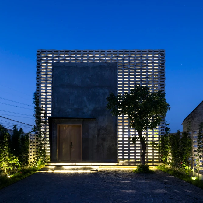 Ngôi nhà có thiết kế tường rỗng độc đáo tại Hưng Yên